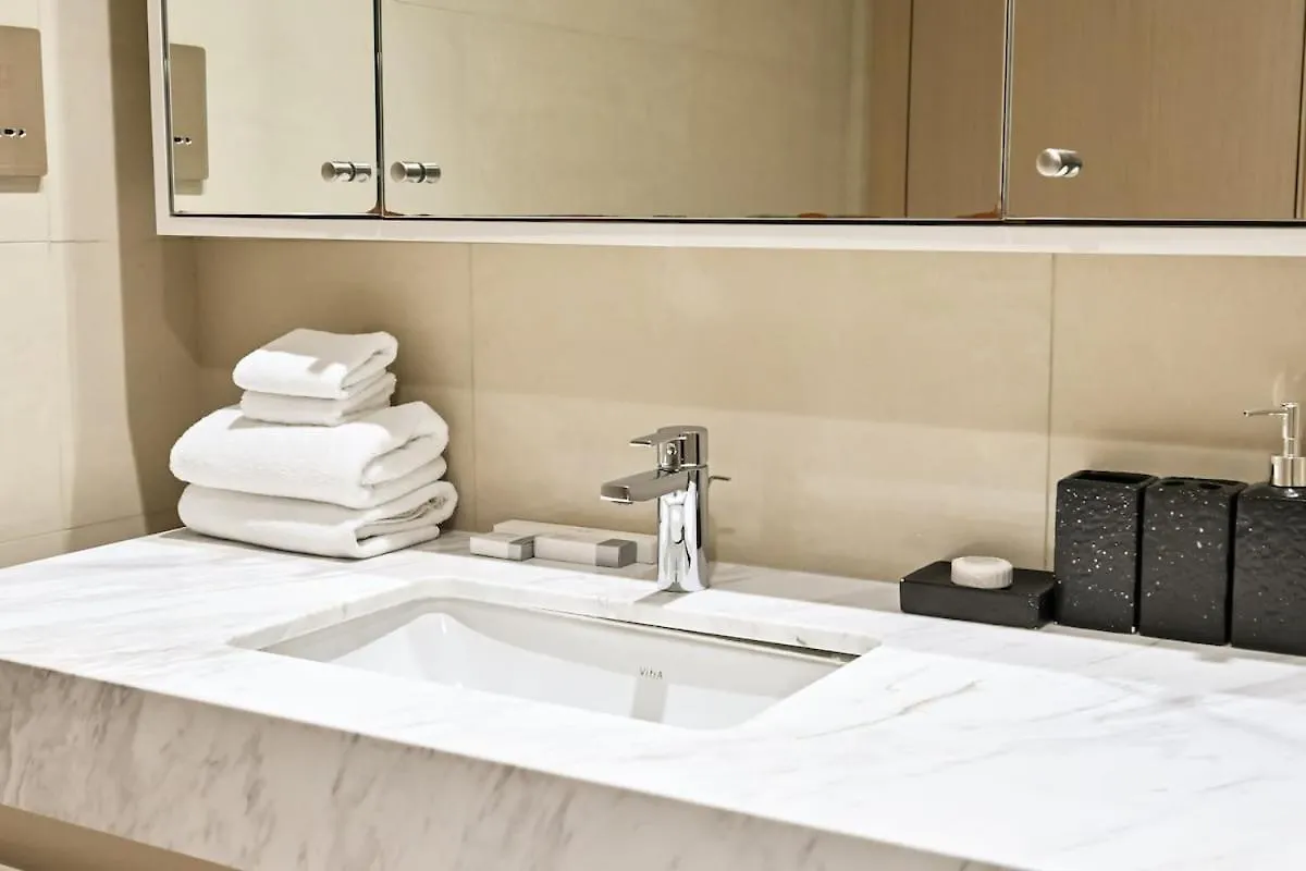 Apartment 2Bedroom Burj Royale Full Burj View 2 Minutes To Dubai Mall United Arab Emirates